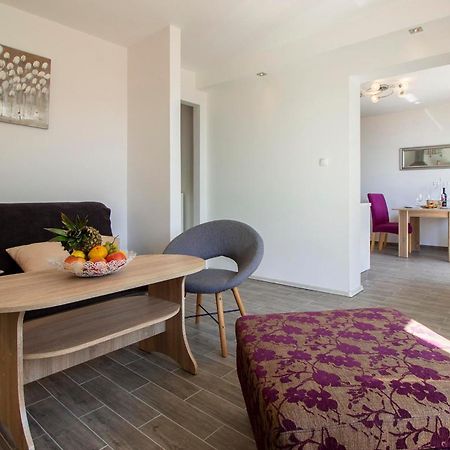 Hill Apartment With Private Pool Kučine 外观 照片
