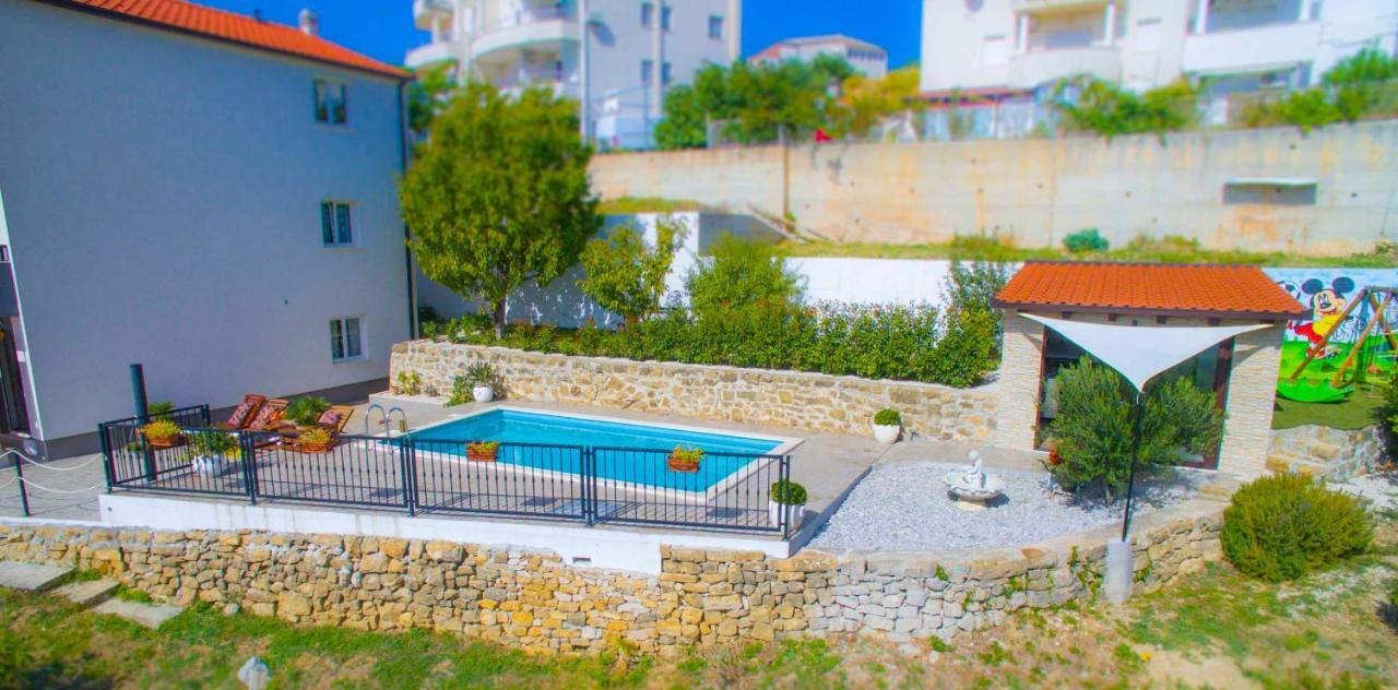 Hill Apartment With Private Pool Kučine 外观 照片